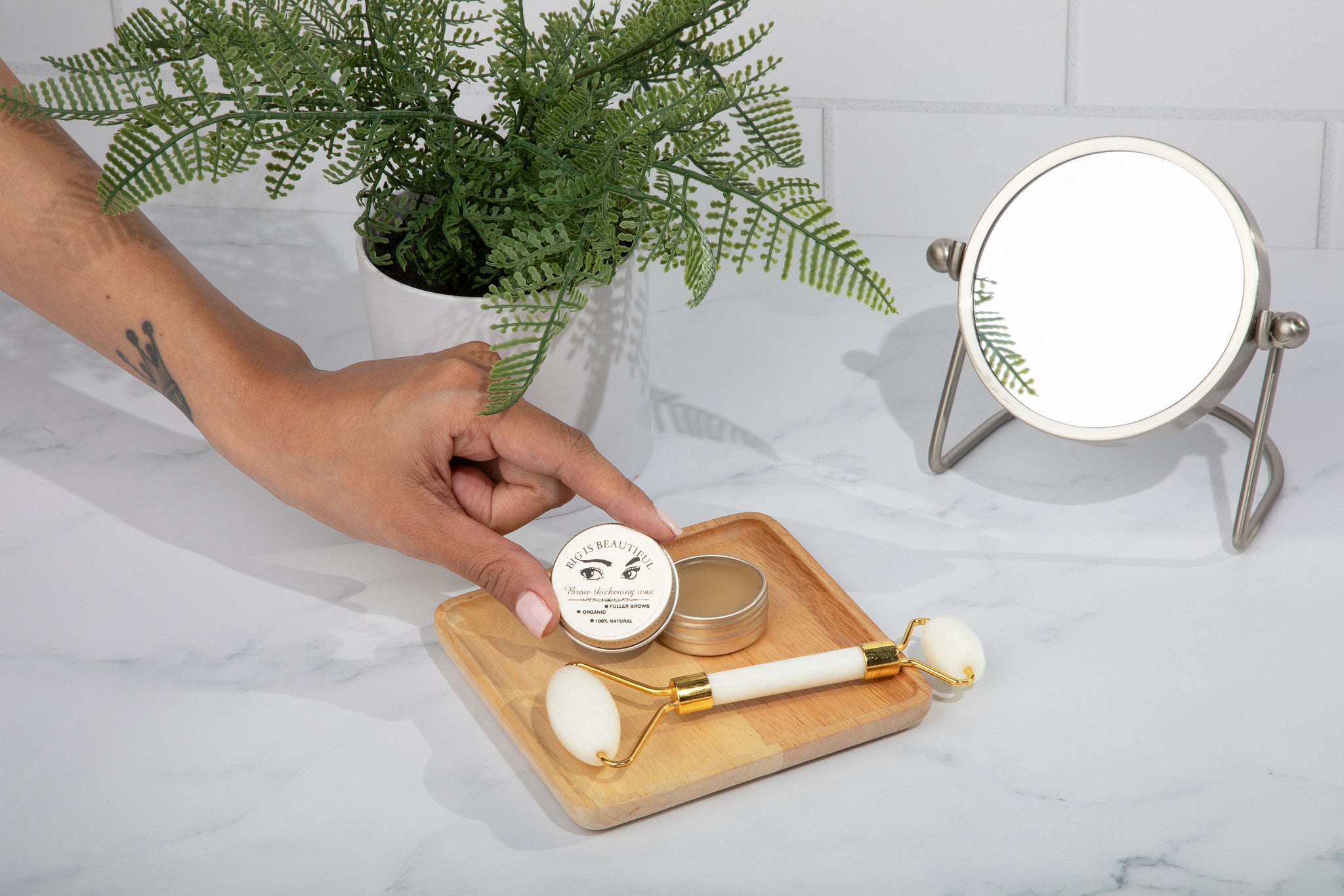 BIG IS BEAUTIFUL! Natural Eyebrow and Eyelash Re-Growth Wax. Organic. Stimulates Hair Growth. Hair Thickening. Made with Orgainc Castor Oil and the Purest Essential Oils.Makes a Great Brow Wax Primer